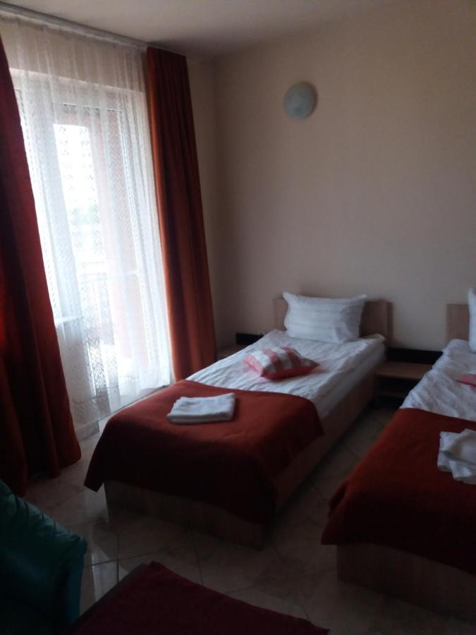 Cazare Neu-Arad Autostrada Appartement Buitenkant foto
