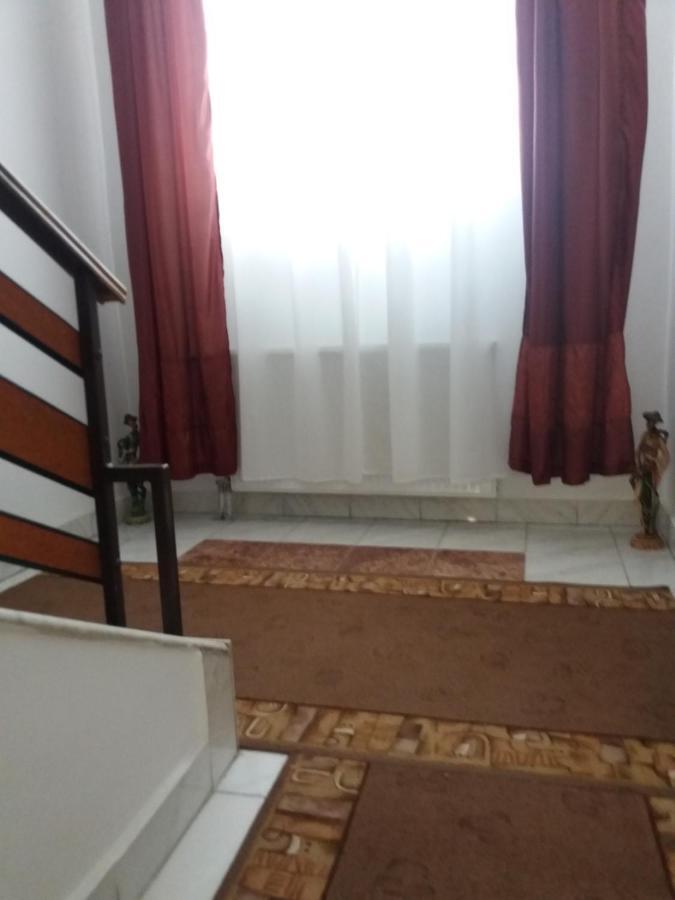 Cazare Neu-Arad Autostrada Appartement Buitenkant foto